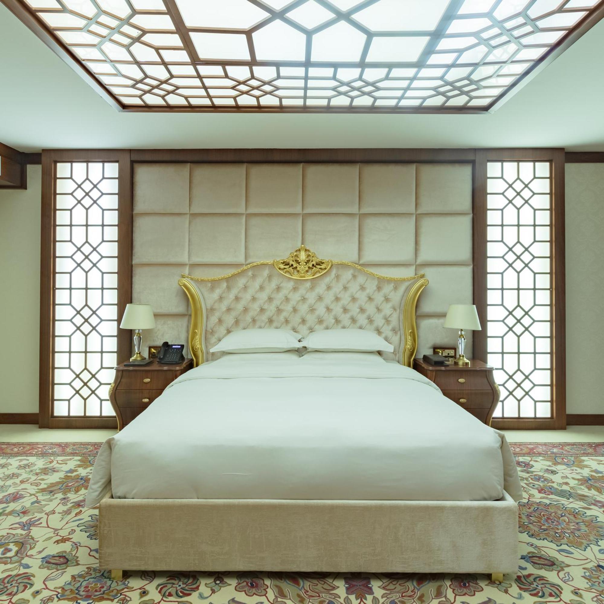 Cristal Erbil Hotel Exterior photo A bedroom