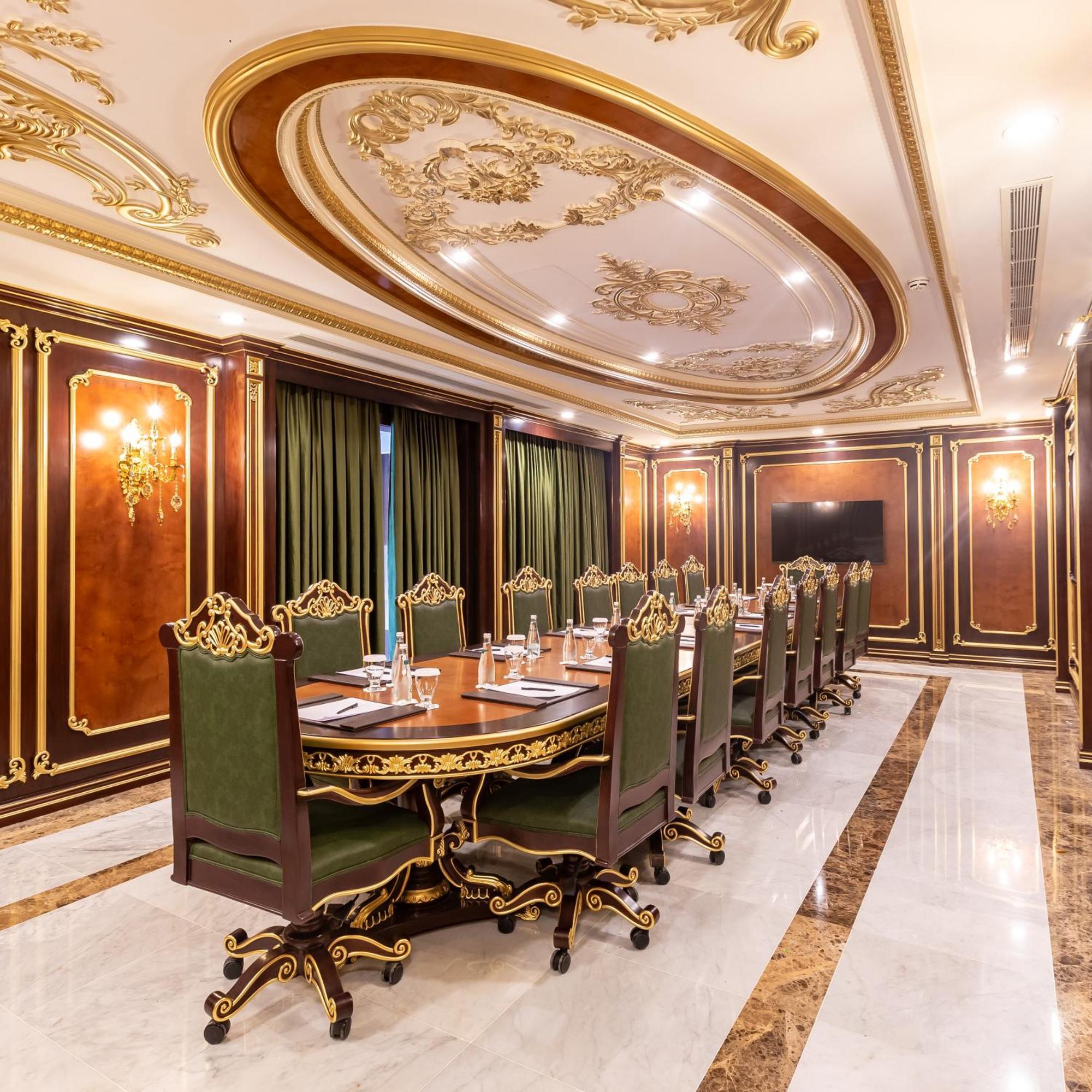 Cristal Erbil Hotel Exterior photo The meeting room of the Prime Minister